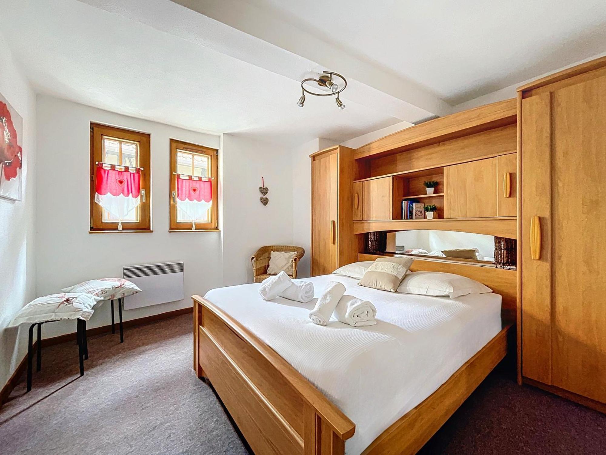 Jeannala Apartment Риквир Екстериор снимка