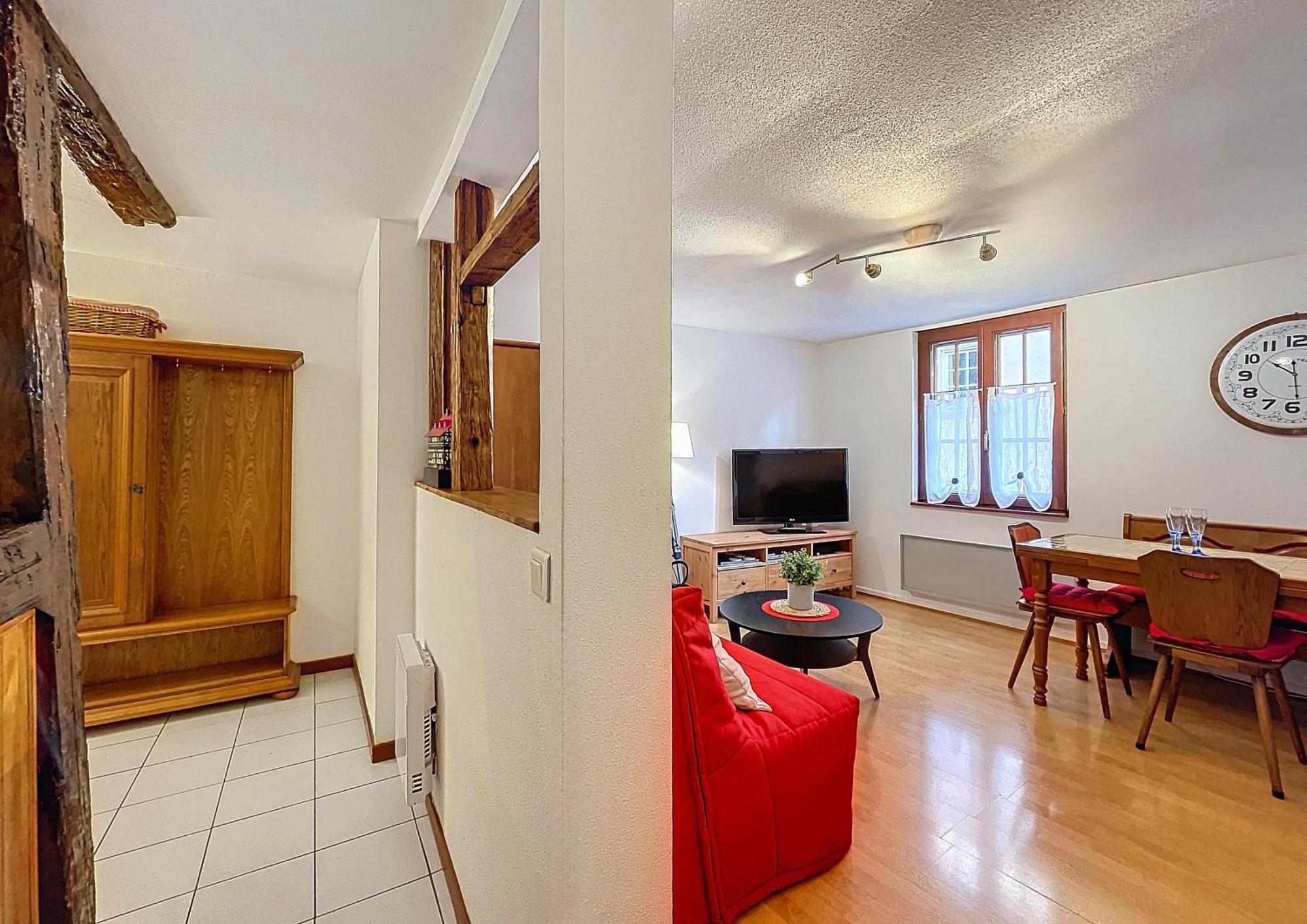 Jeannala Apartment Риквир Екстериор снимка